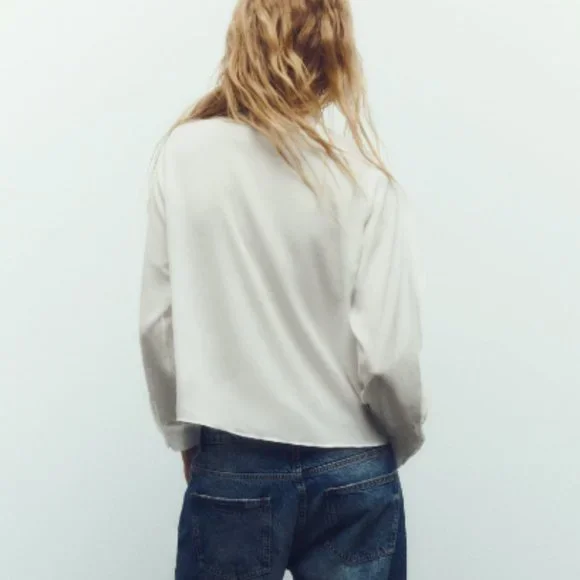 NWOT ZARA Ruffle Blouse - Picture 3 of 3